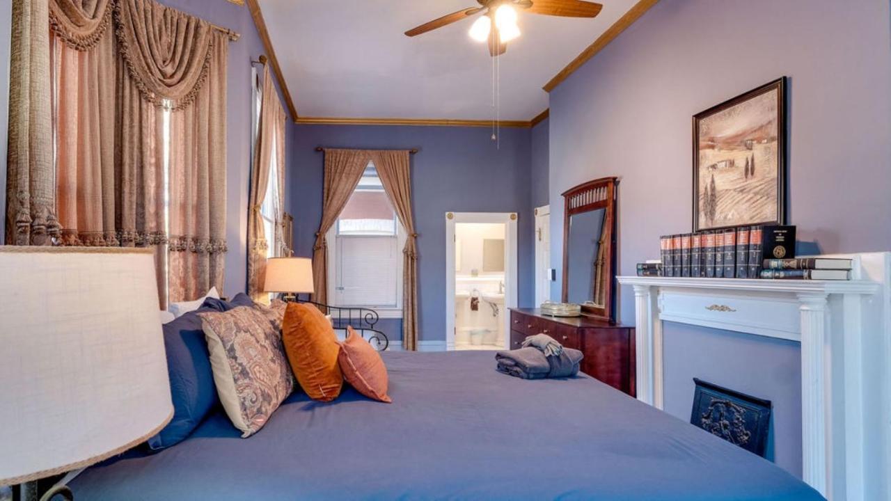 Апартаменты Elegant 2 Bed Directly On Forsyth Park Саванна Экстерьер фото