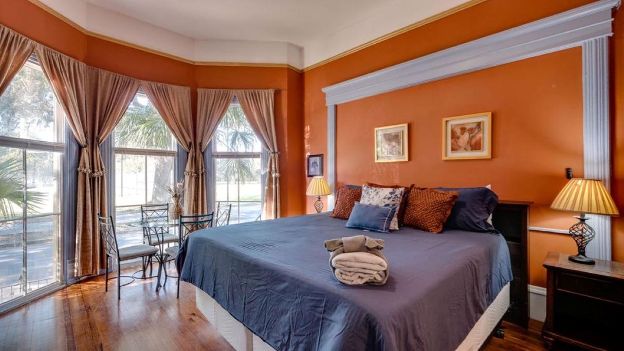 Апартаменты Elegant 2 Bed Directly On Forsyth Park Саванна Экстерьер фото