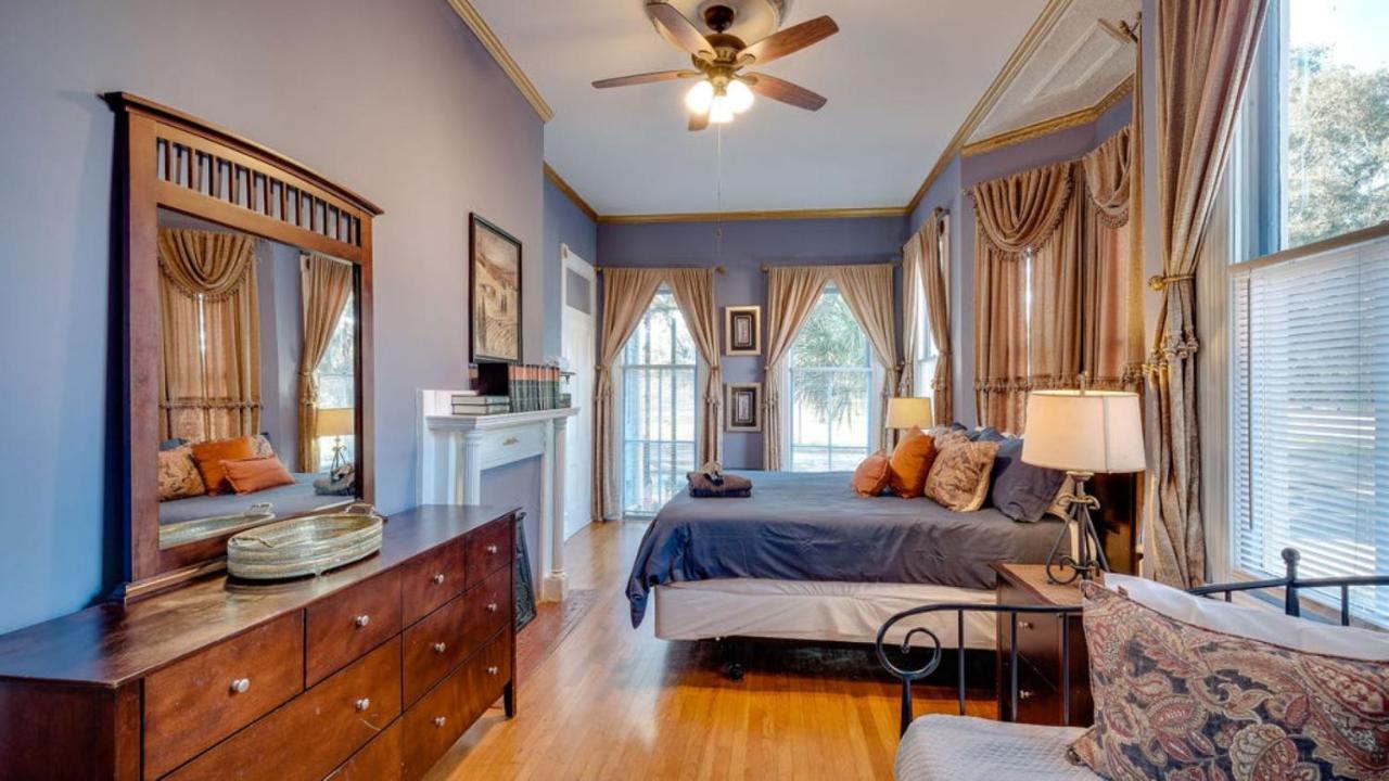 Апартаменты Elegant 2 Bed Directly On Forsyth Park Саванна Экстерьер фото